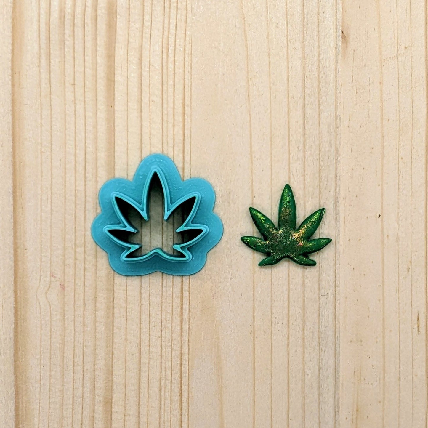 Stemless Cannabis Leaf Cookie Cutter Ideal for Cookies, Ceramics, Pottery, Polymer Clay, & Fondant | Style C