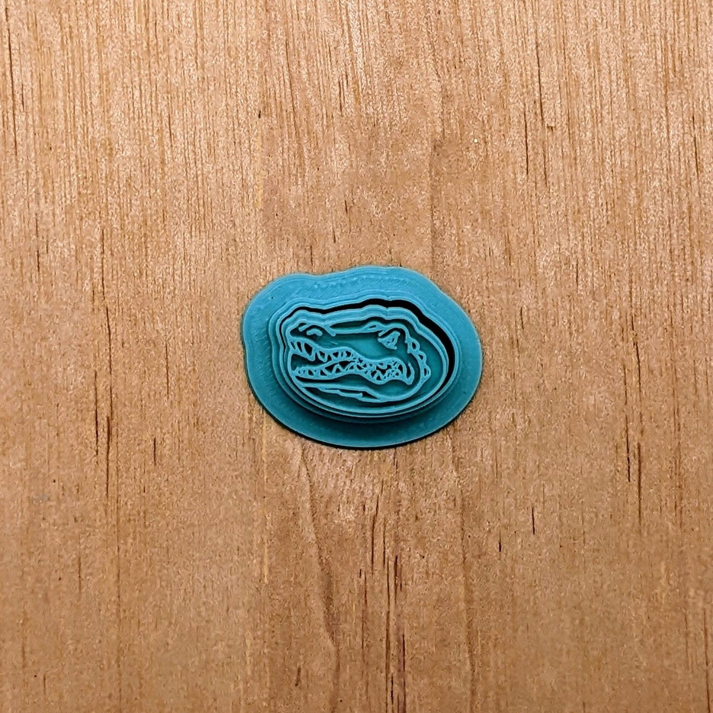 Florida Gator Cutter & Stamp Set: Versatile Tool for Cookies, Ceramics, Pottery, Fondant, and More