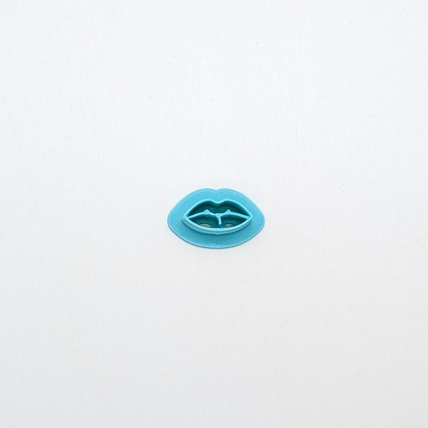 Plump Diva Lips Cookie Cutter | Style E: Ideal for Cookies, Ceramics, Pottery, Polymer Clay, and Fondant