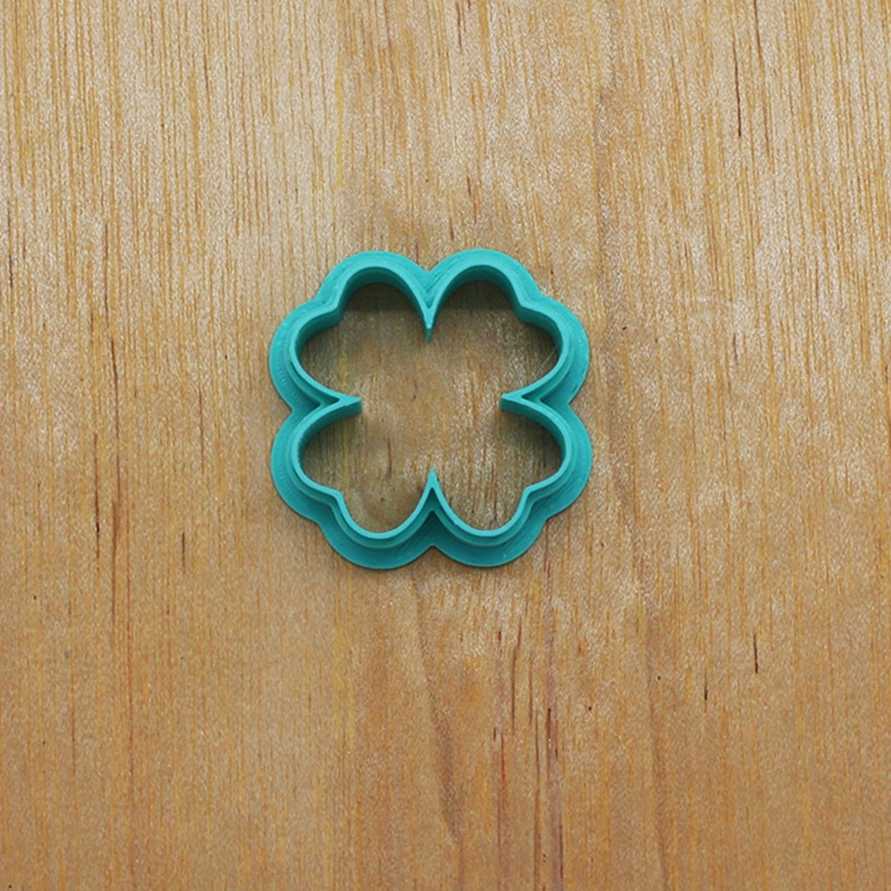 Stemless Four Leaf Clover Cookie/Clay Cutter